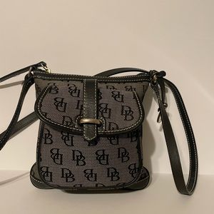 Dooney & Bourke~Jacquard Signature~Crossbody Cross Body Bag Purse
